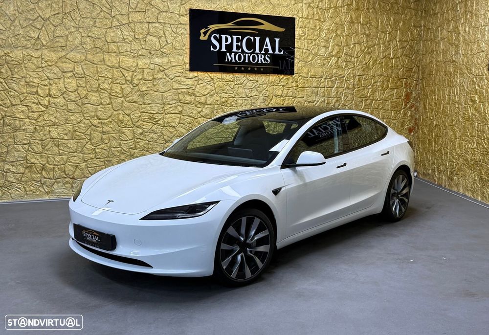 Tesla Model 3 Tração Traseira Premium - 28