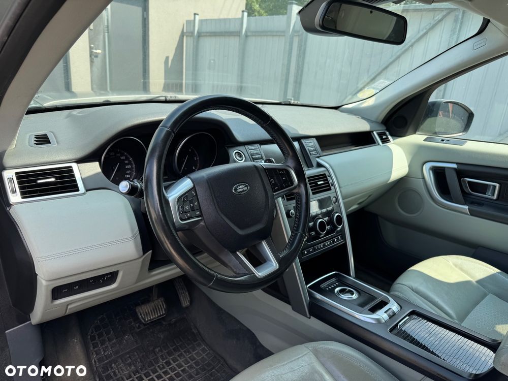 Land Rover Discovery Sport 2.0 TD4 HSE - 8