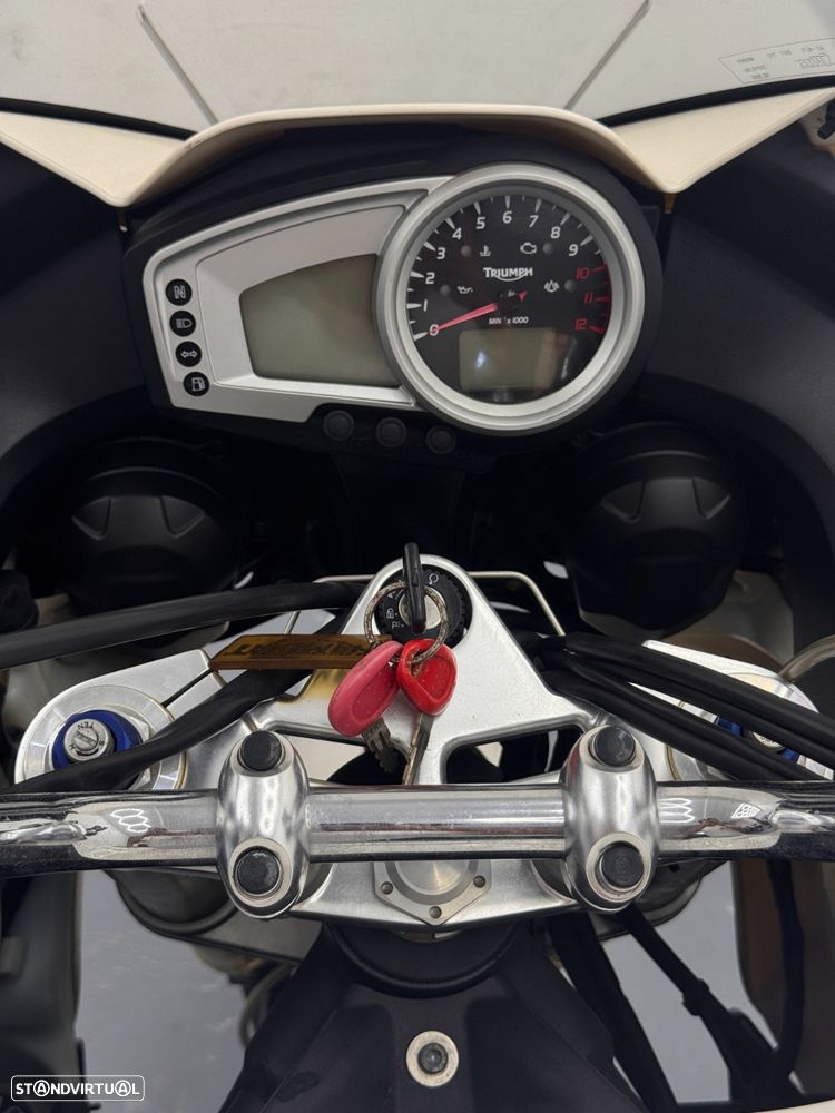 Triumph Tiger 1050 - 18