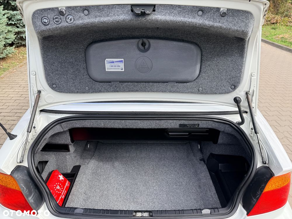 BMW Seria 3 - 33