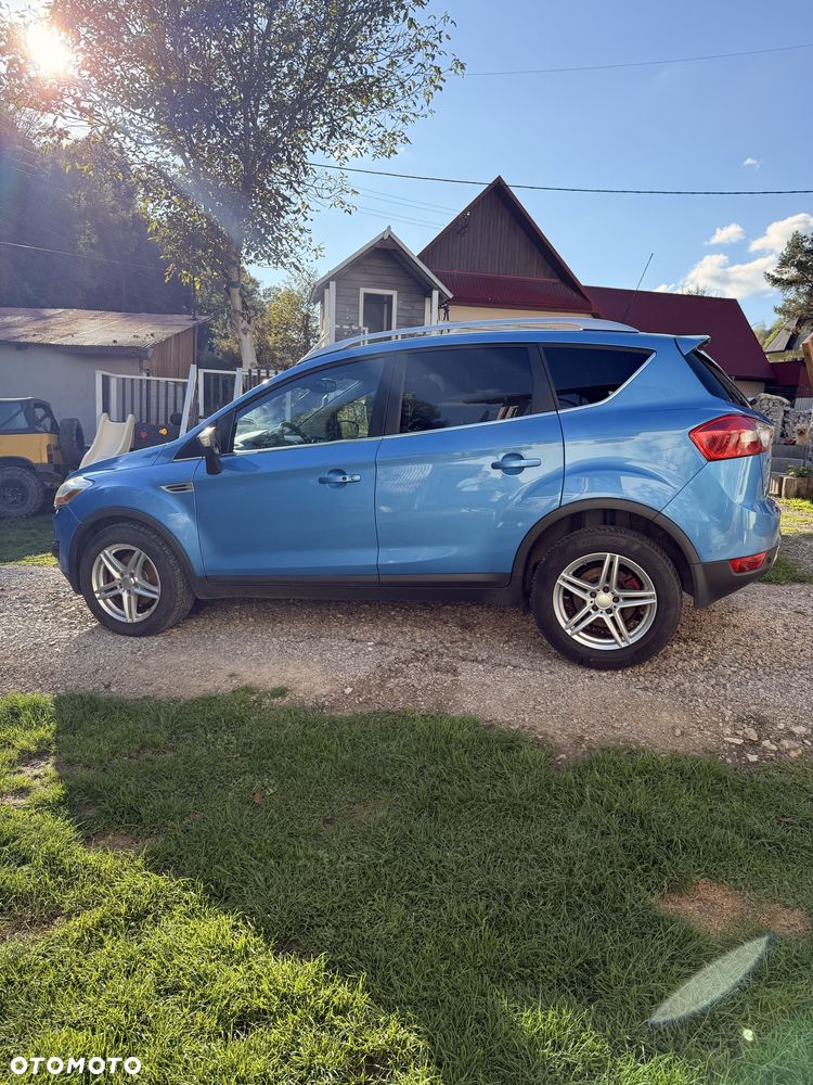 Ford Kuga - 1