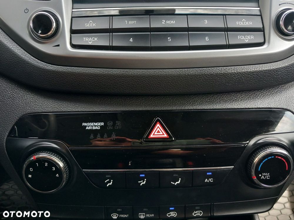 Hyundai Tucson 1.6 GDI BlueDrive Comfort 2WD - 22