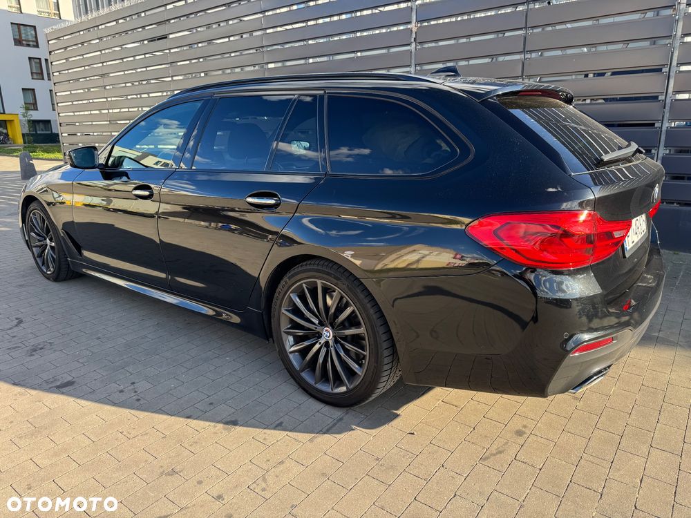 BMW Seria 5 ver-540d-xdrive-m-sport-sport - 4