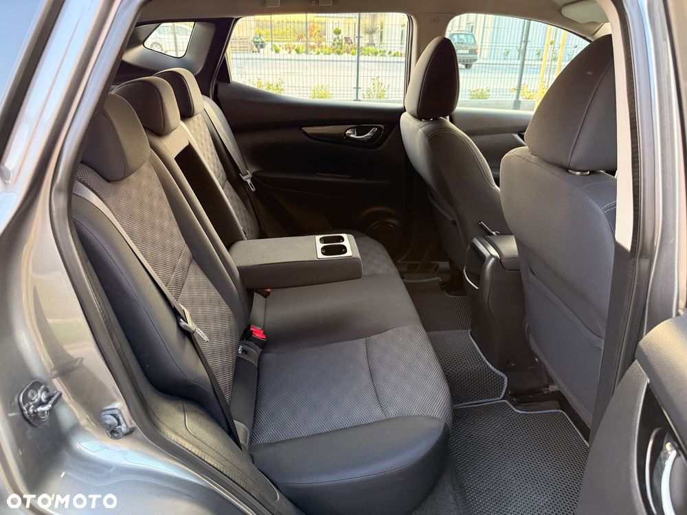 Nissan Qashqai 1.5 dCi Tekna - 25