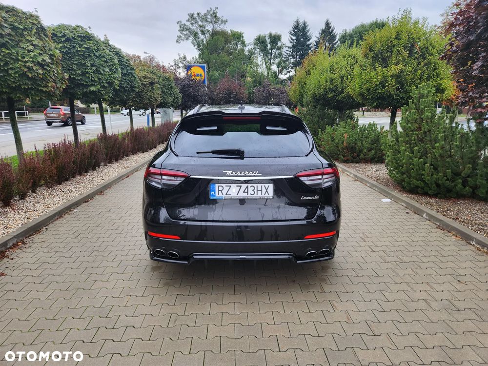 Maserati Levante S Q4 - 6