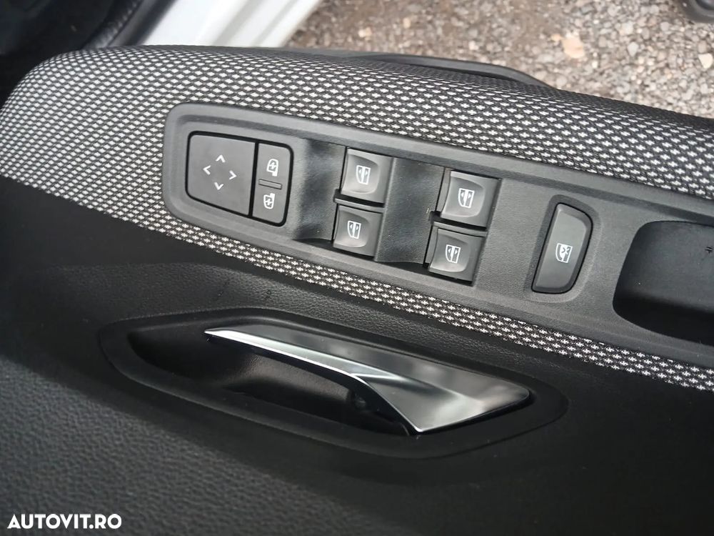 Dacia Logan TCe 90 MT6 Comfort - 10