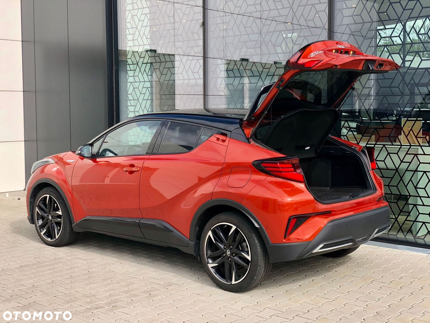 Toyota C-HR 2.0 Hybrid GR Sport - 24