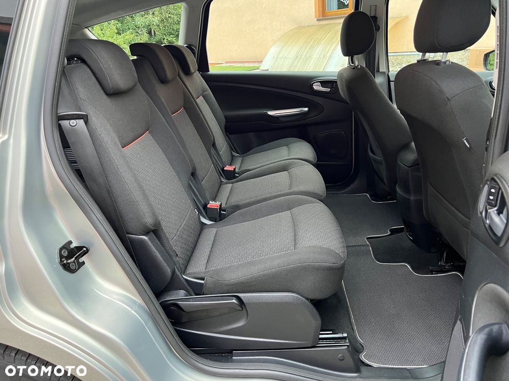 Ford S-Max 2.0 TDCi Titanium - 26
