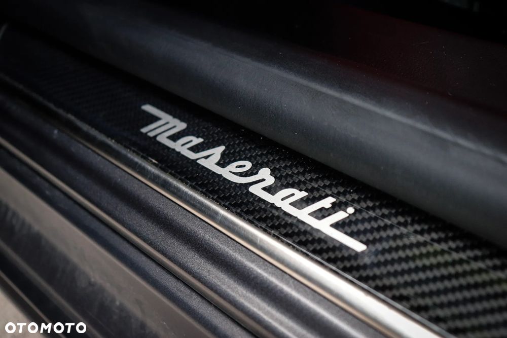 Maserati Ghibli - 11
