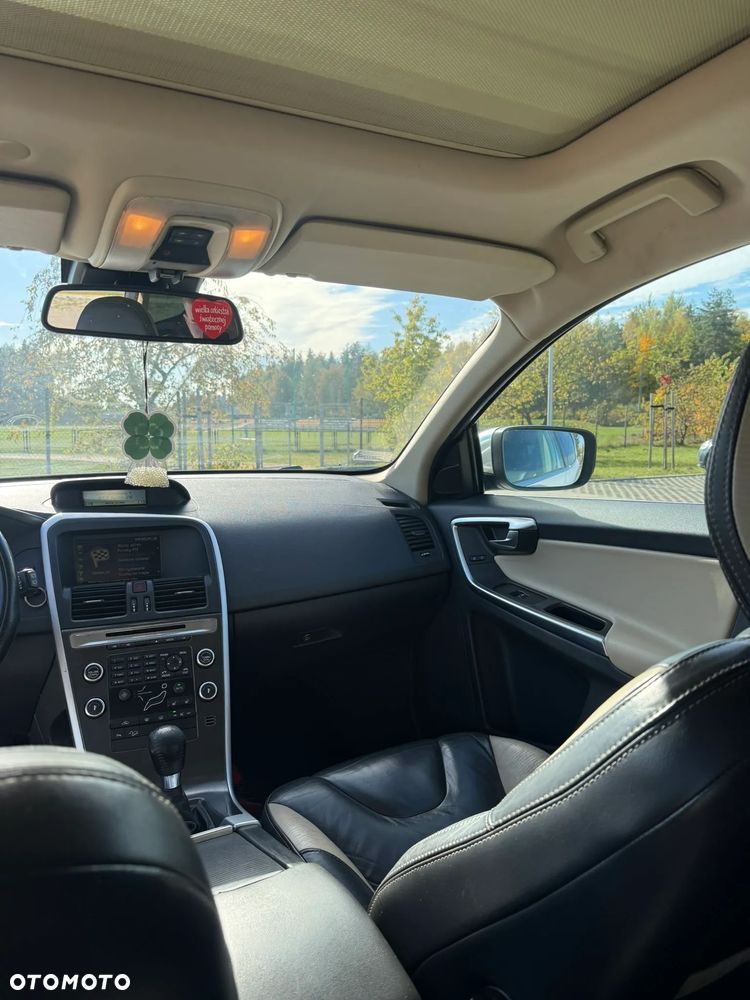 Volvo XC 60 - 13