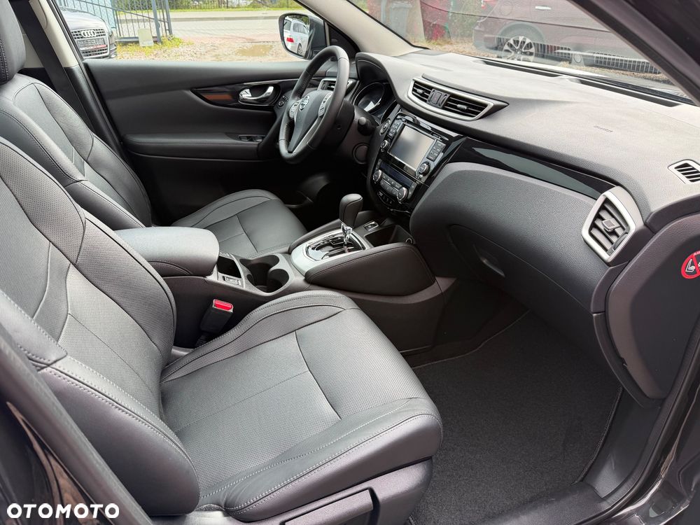 Nissan Qashqai 1.6 DCi Xtronic TEKNA - 12