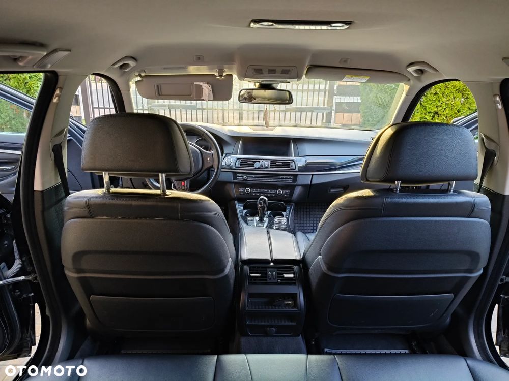 BMW Seria 5 520d xDrive Luxury Line - 15