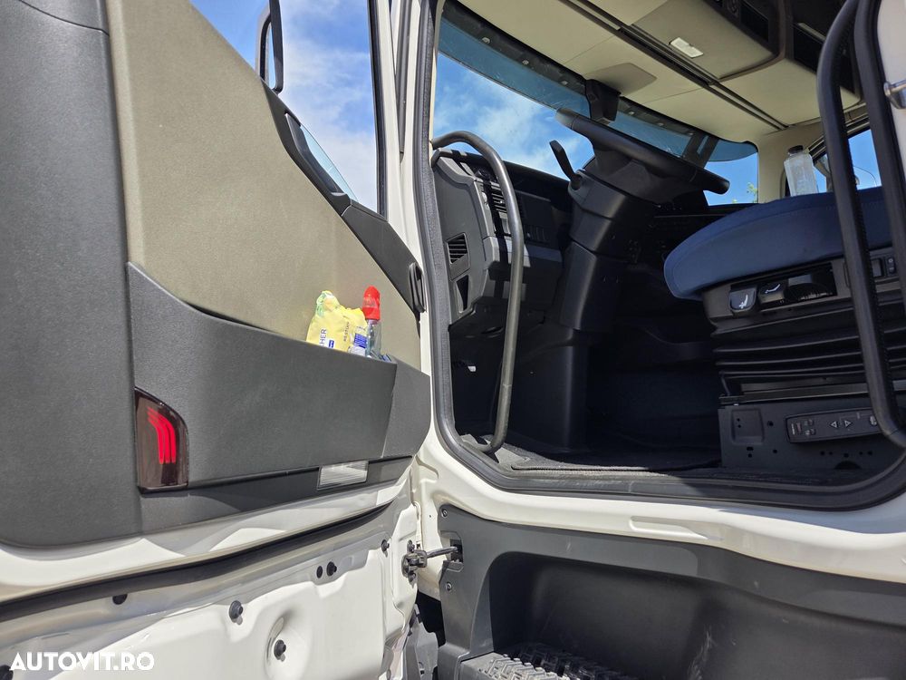 Volvo FH 500, 2022, 543.610km, rulata in GERMANIA, 2 paturi, Aeropachet spoilere cabina, spoilere sasiu, 2 rezervoare, Frigider, Aer conditionat STATIONARE, CIV, anv Michelin 70% ok, Automata, Navigatie, posibilitate leasing-PROMOTIE 53.900 EUR+Tva - 25
