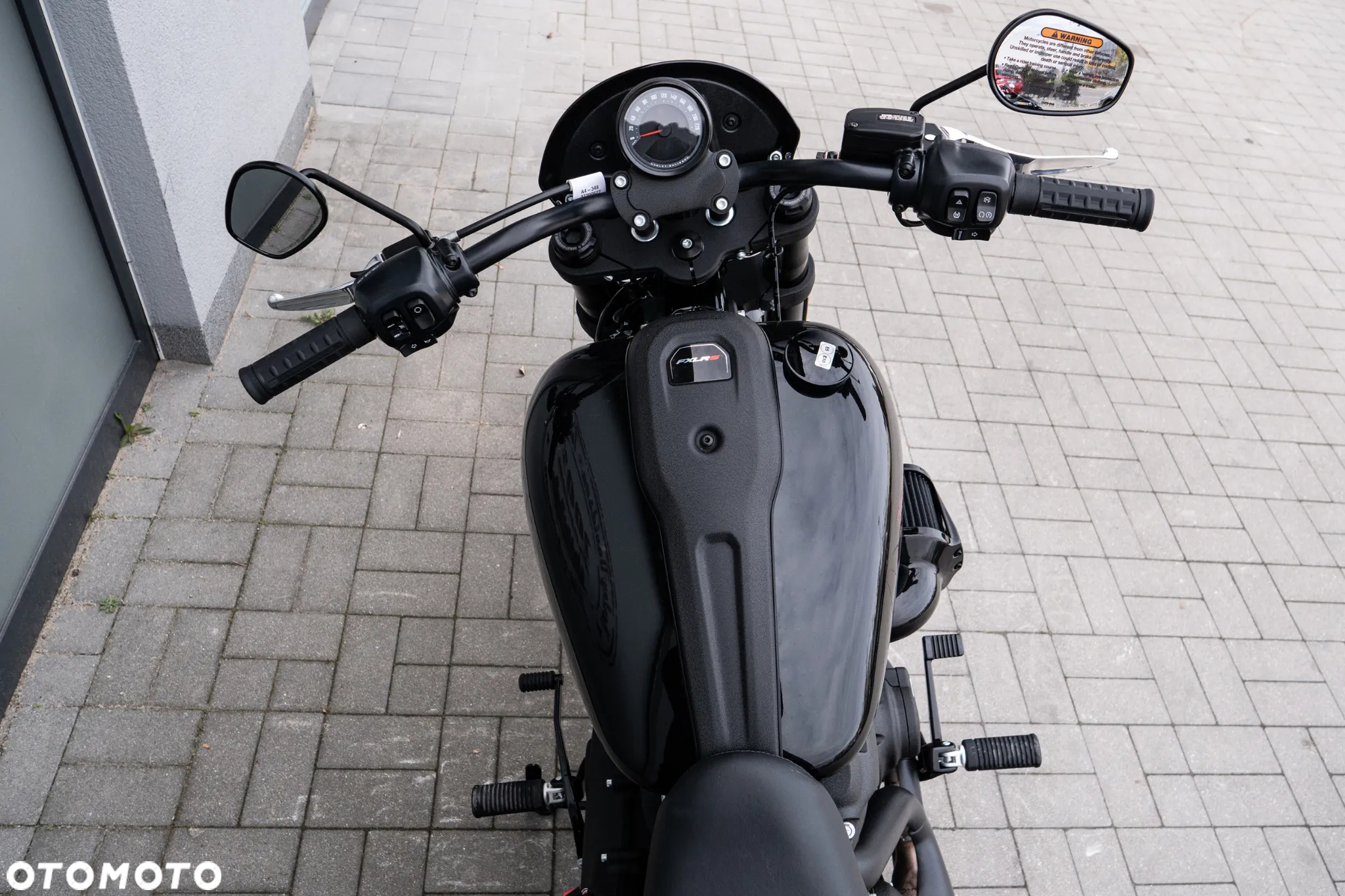 Harley-Davidson Softail Low Rider - 24