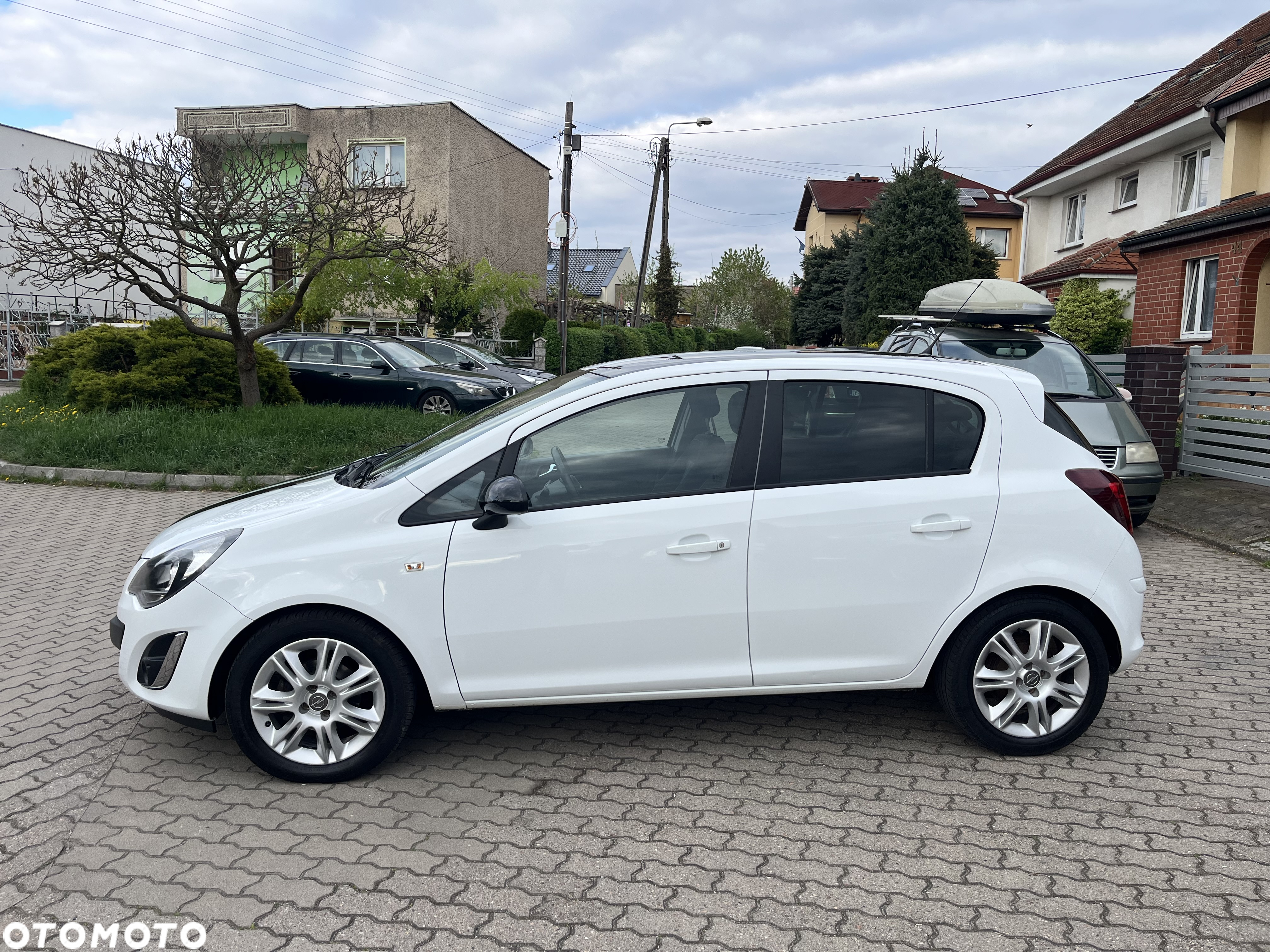 Opel Corsa 1.2 16V Edition 150 - 13