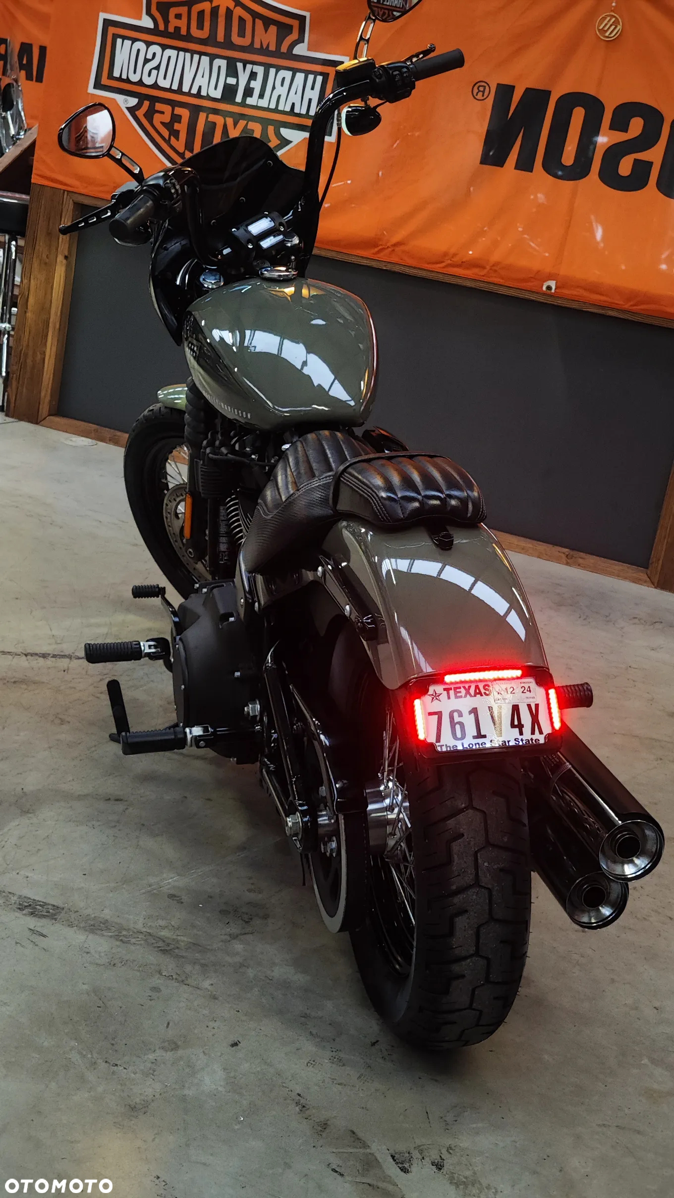 Harley-Davidson Softail Street Bob - 8