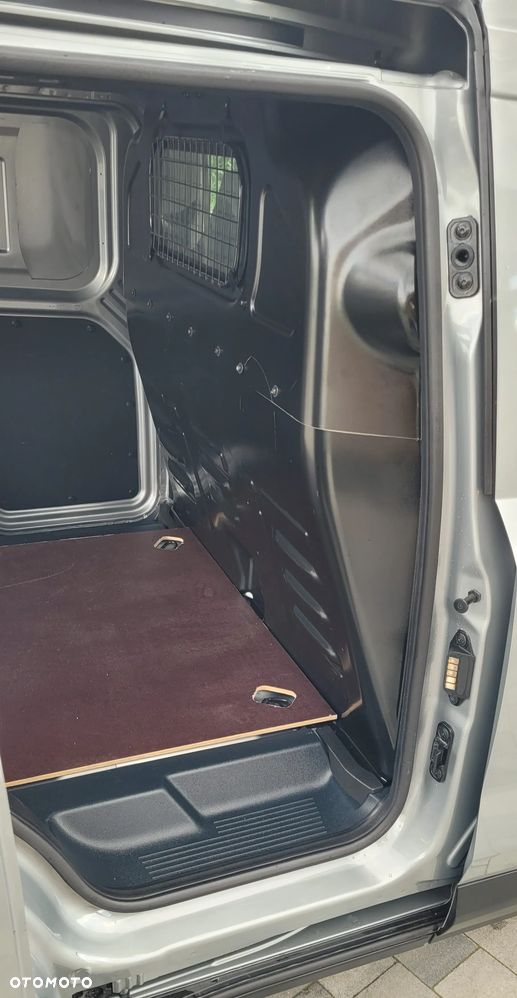 Ford Transit Courier - 7