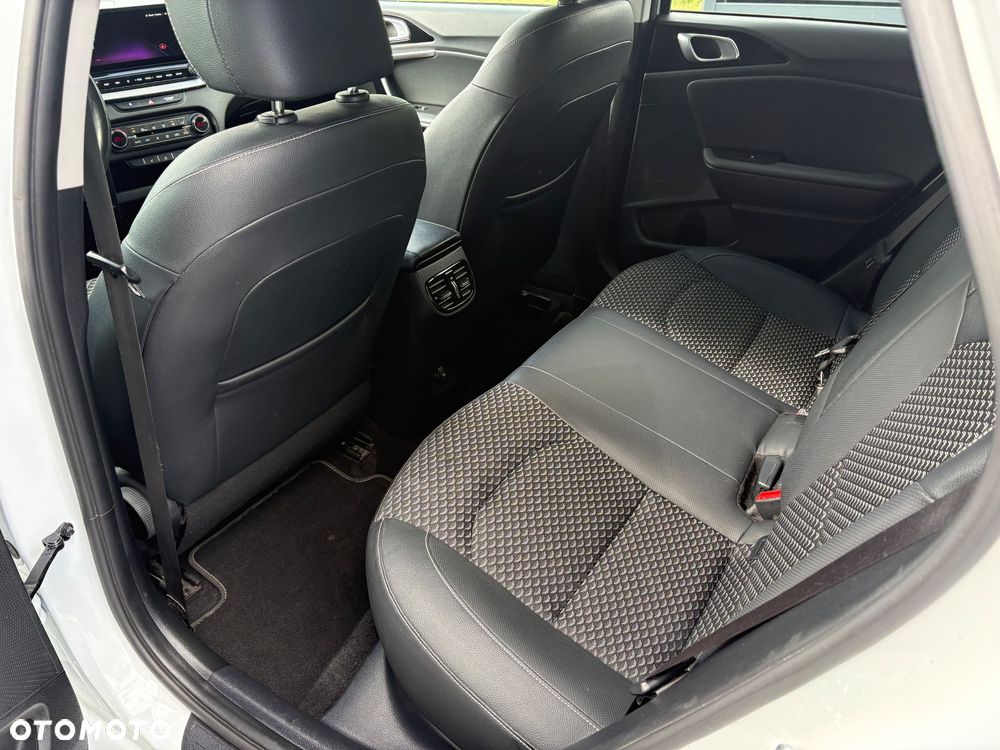 Kia Ceed 1.0 T-GDI Business Line Plus - 18