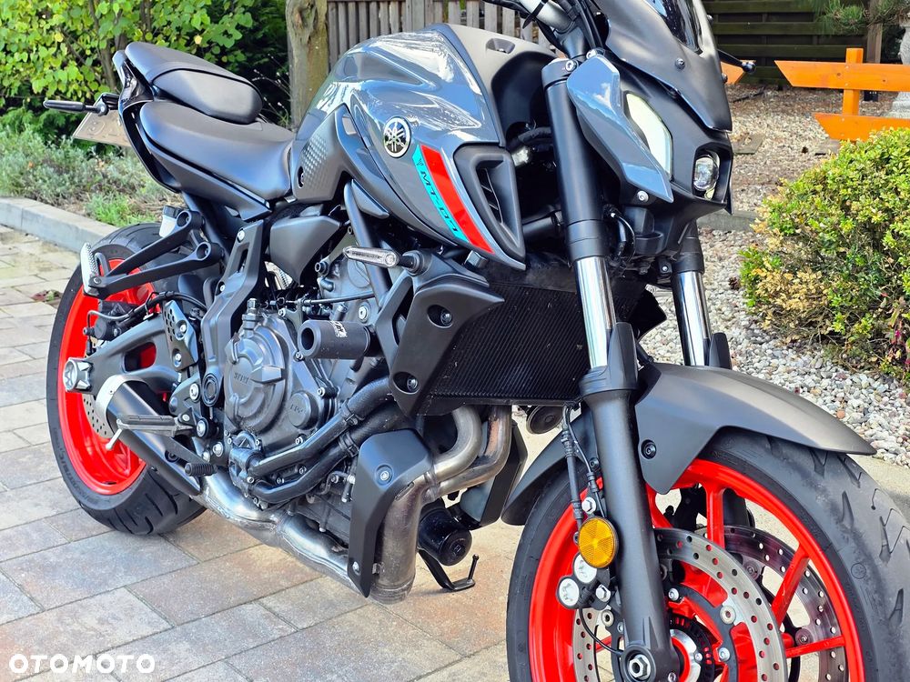 Yamaha MT - 17