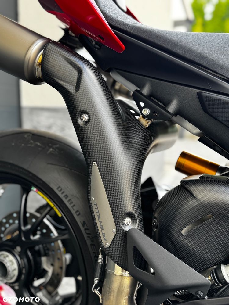 Ducati Panigale V4R - 25