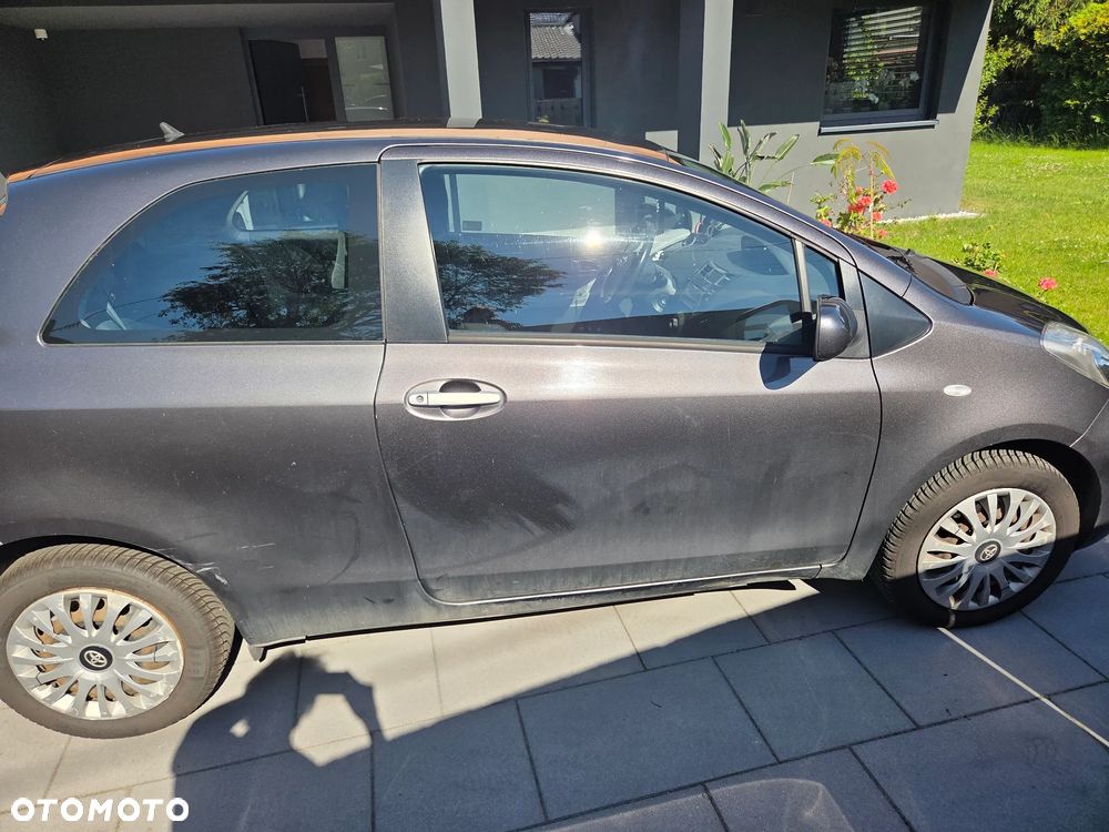 Toyota Yaris 1.33 2010 - 4