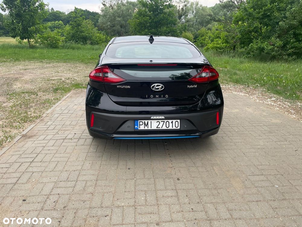 Hyundai IONIQ Hybrid Premium - 6