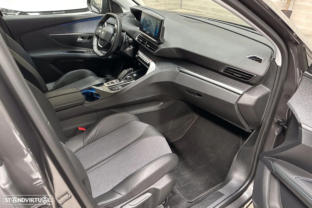 Peugeot 3008 1.6 Hybrid Allure Pack e-EAT8 - 10
