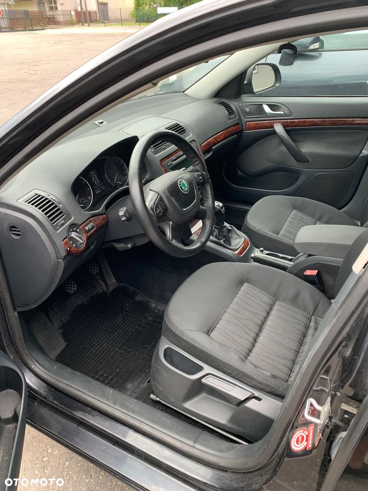 Skoda Octavia 1.4 TSI Ambiente - 7