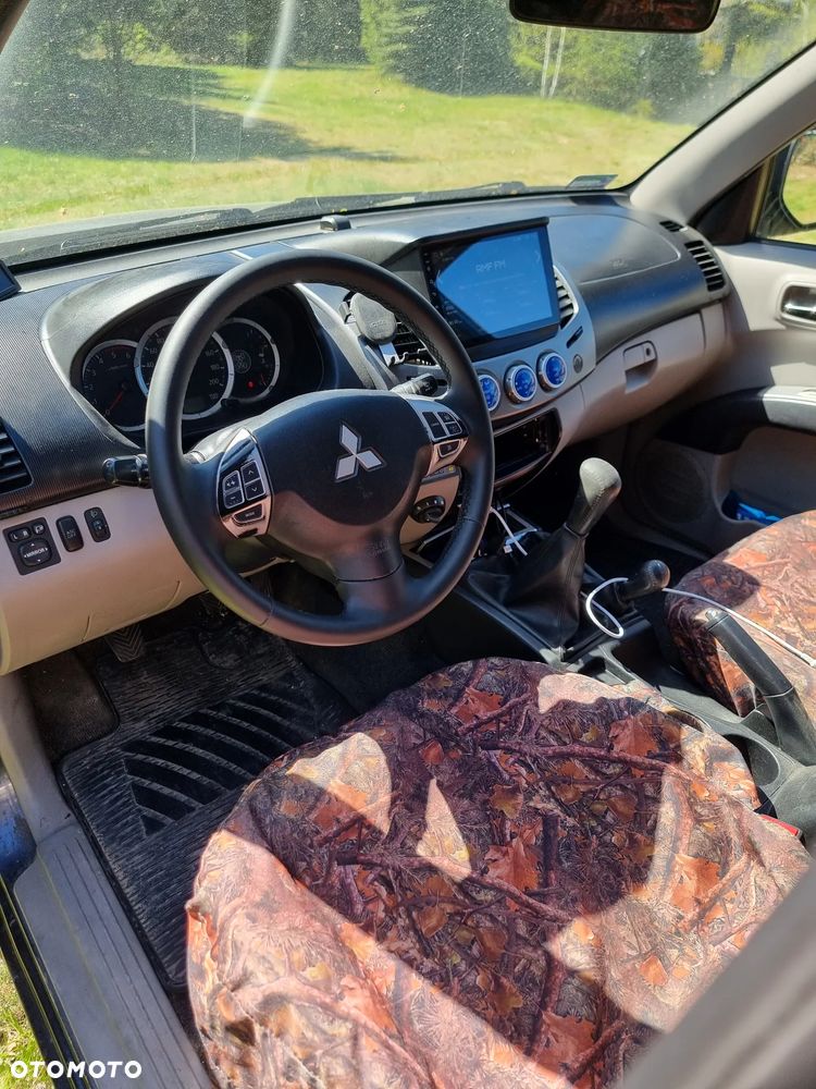Mitsubishi L200 2.5 DID DC Dakar - 9