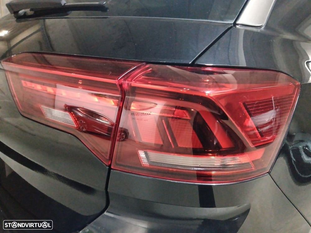 VW T-Roc 1.5 TSI Urban DSG - 37