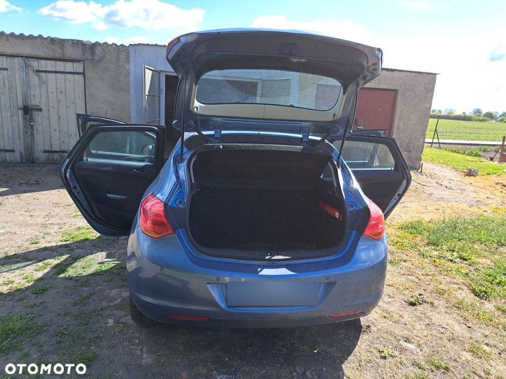 Opel Astra 1.4 Cosmo - 7