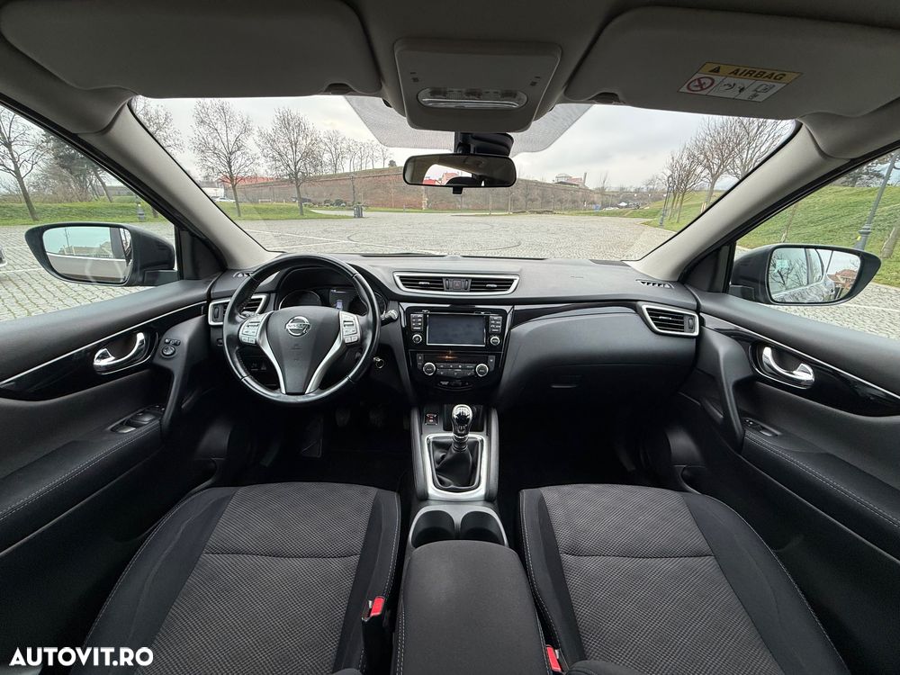 Nissan Qashqai 1.6 DCI ALL-MODE 4x4i ACENTA - 25