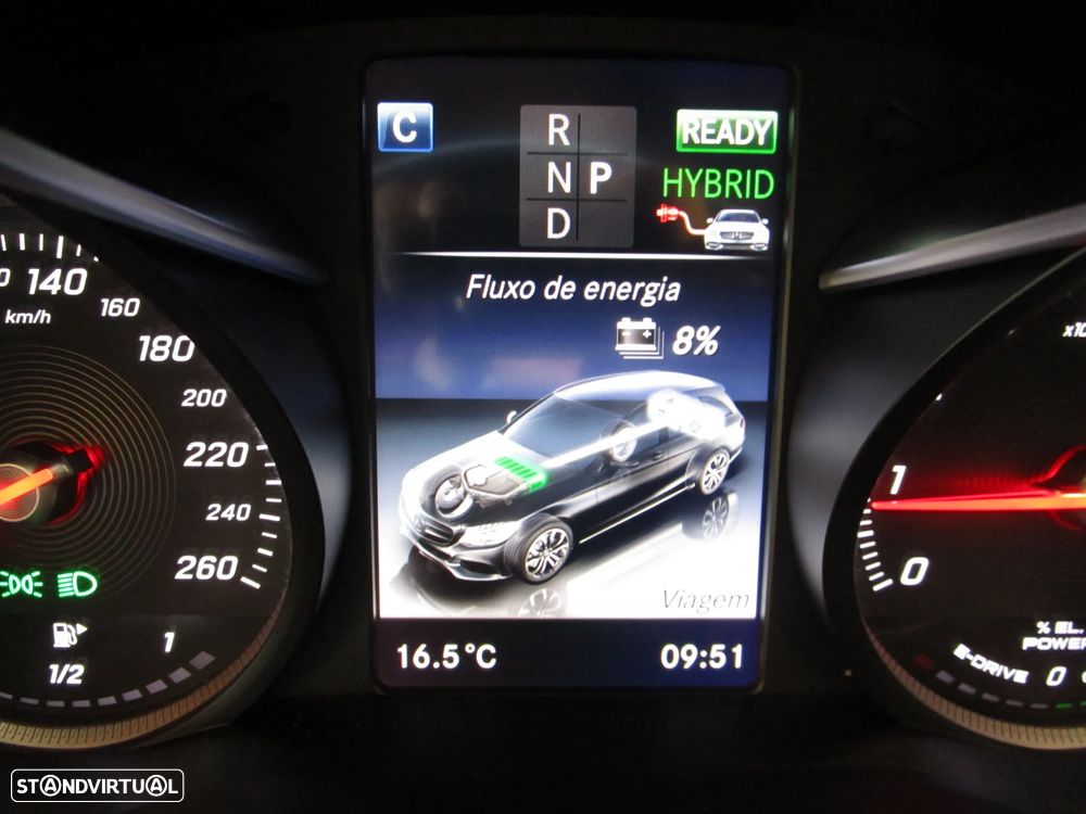 Mercedes-Benz C 350 e - 32