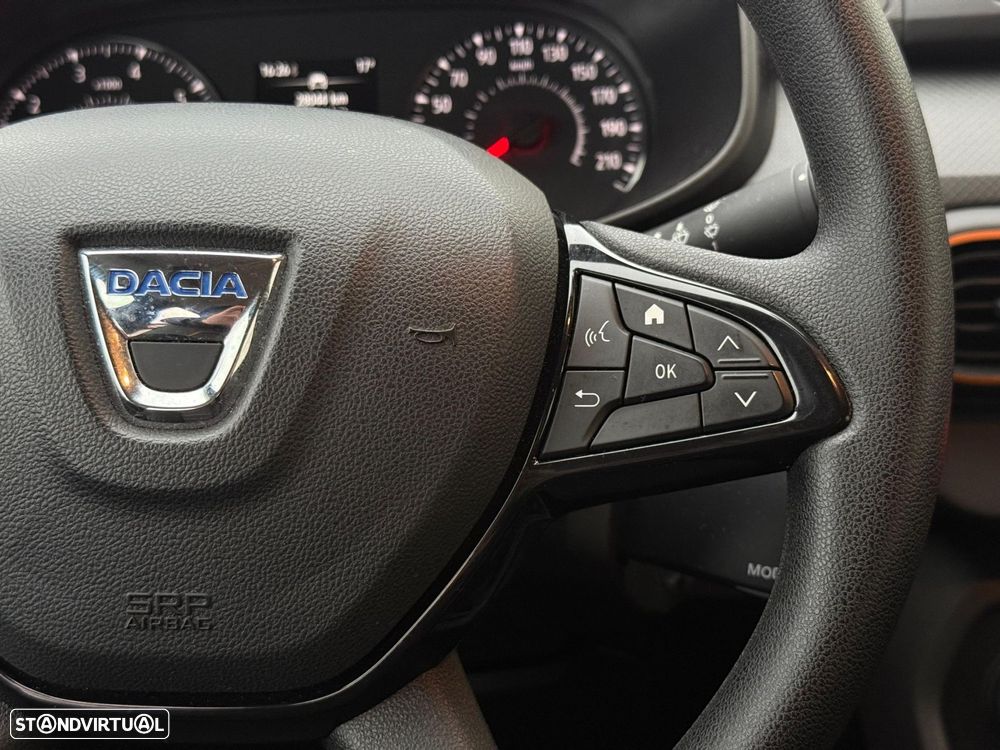 Dacia Sandero - 8