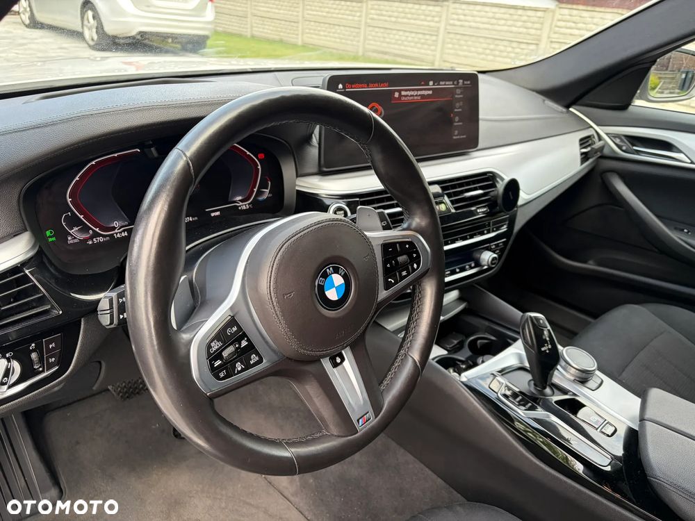 BMW Seria 5 520d Luxury Line - 8