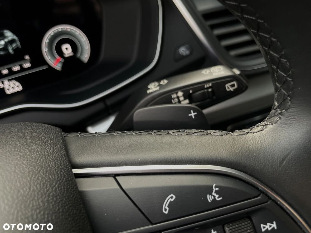 Audi Q5 40 TDI quattro S tronic design - 26