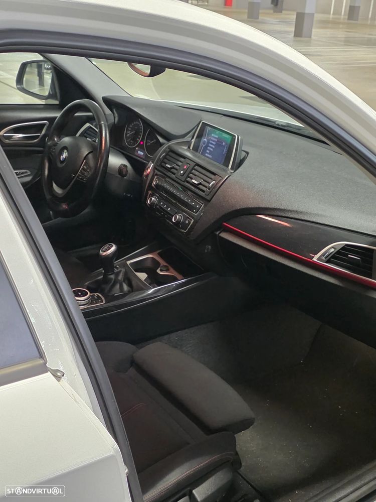 BMW 120 d Sport Line - 10