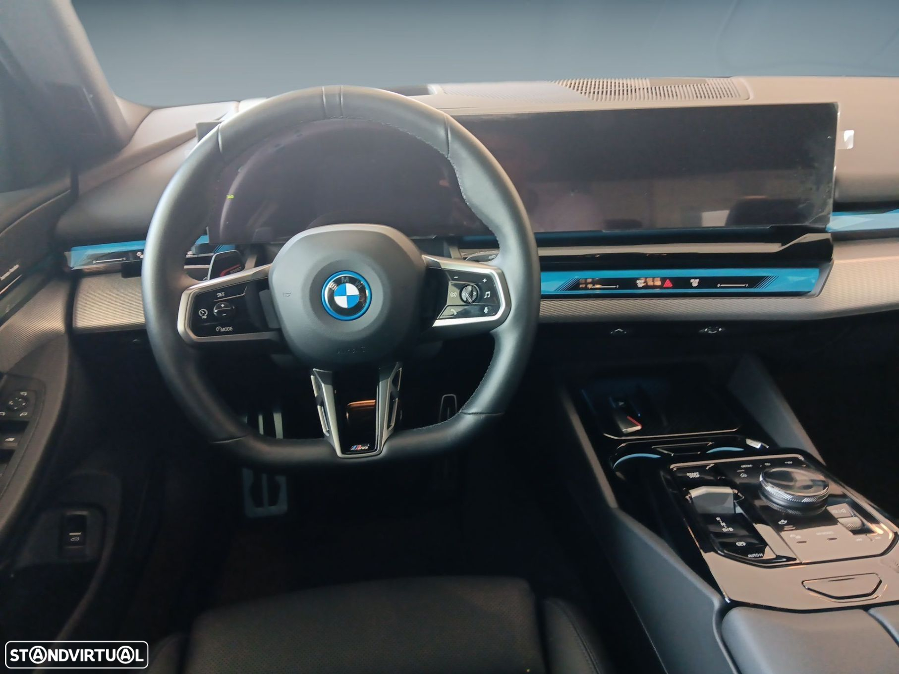 BMW i5 eDrive40 Edição Desportiva M - 14