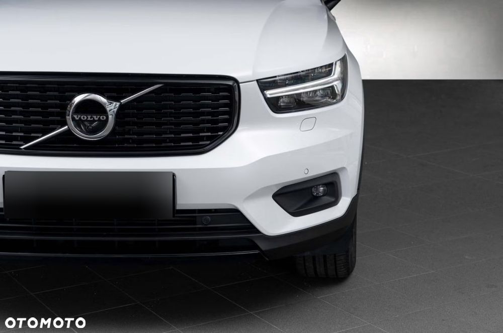 Volvo XC 40 T4 AWD Geartronic R-Design - 3