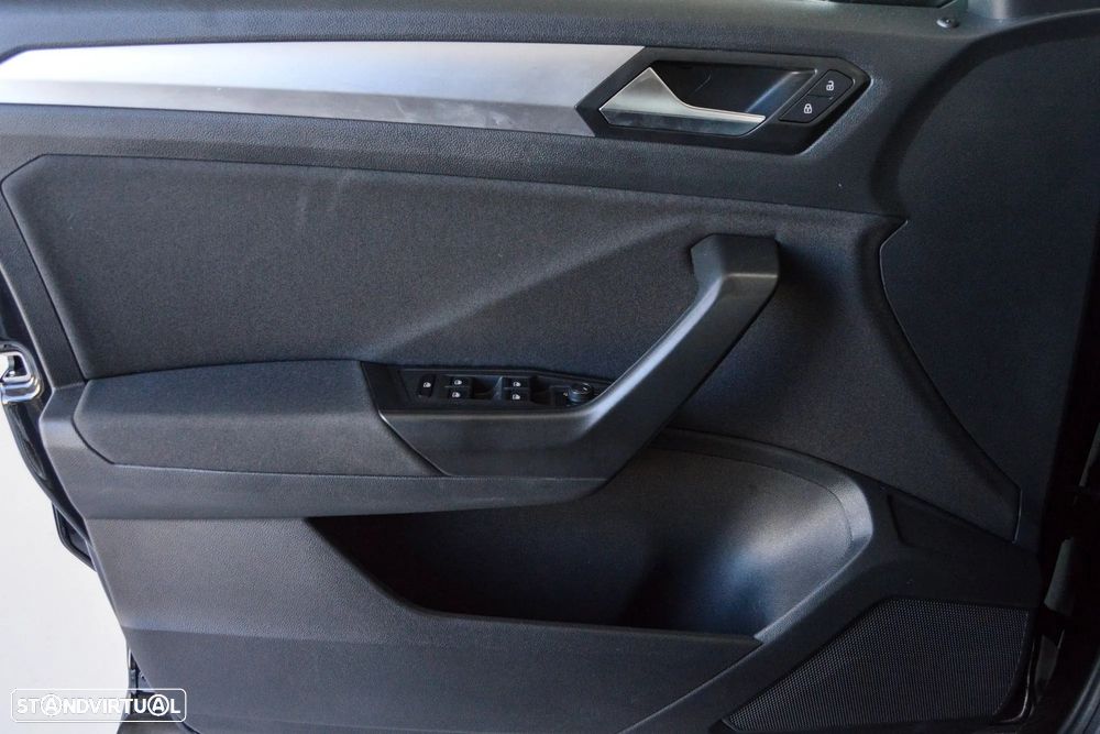 VW T-Roc 1.0 TSI Life - 28