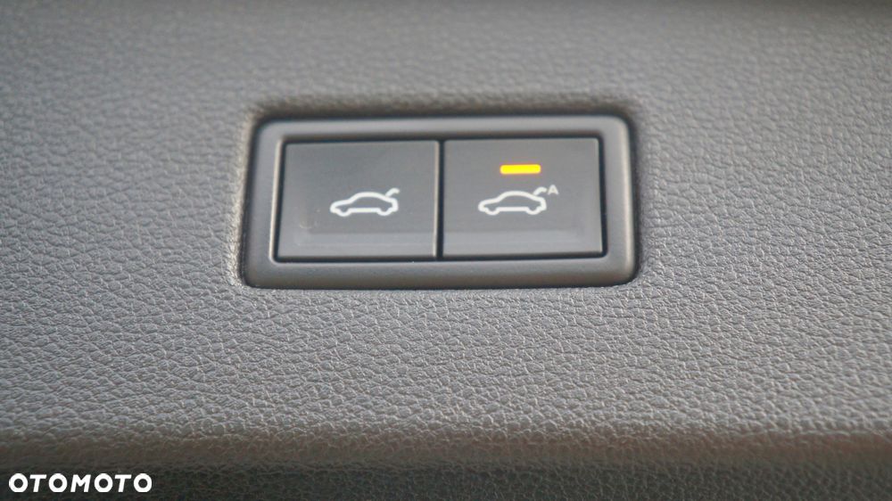 Volkswagen Tiguan - 11