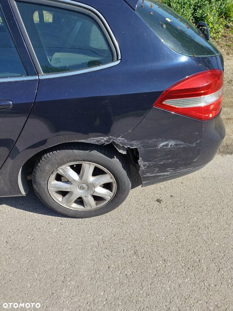Renault Laguna - 5