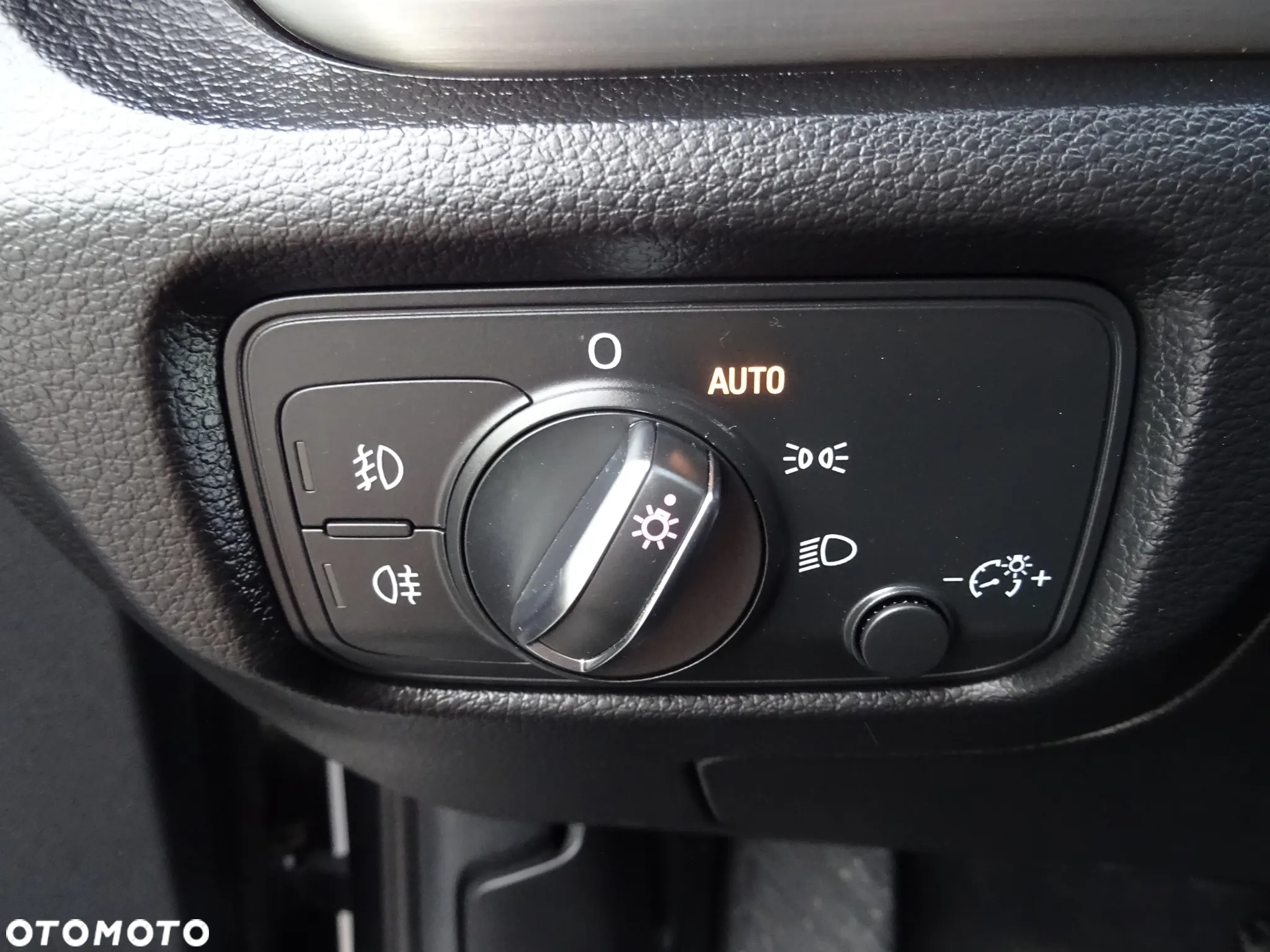 Audi A3 2.0 TDI Sportback (clean diesel) quattro S tronic S line Sportpaket - 32