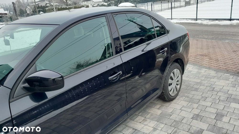 Skoda RAPID 1.2 TSI Ambition - 2