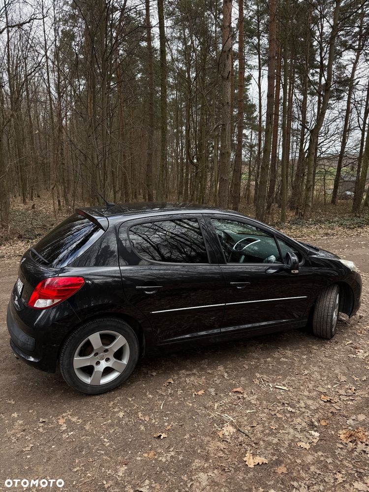 Peugeot 207 1.4 Trendy - 6