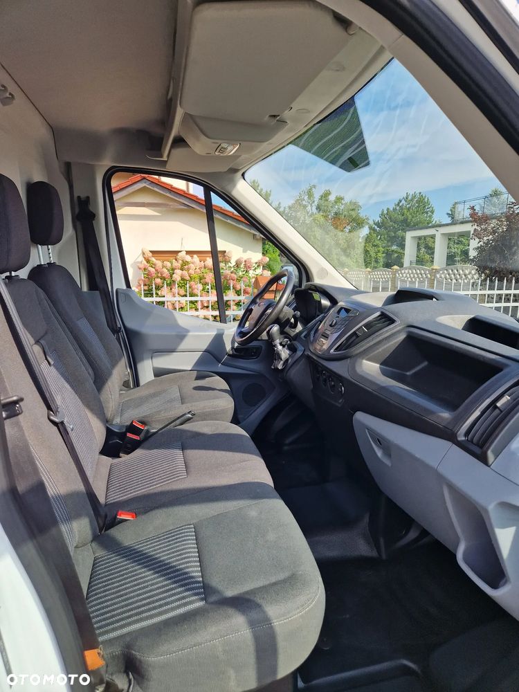 Ford Transit - 10