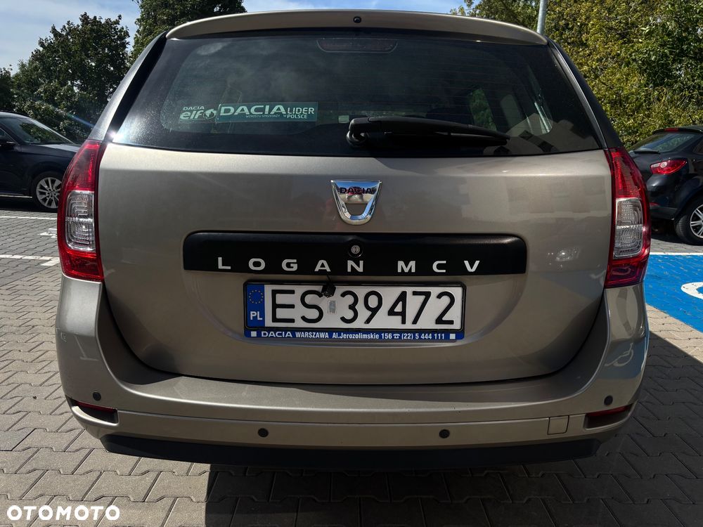 Dacia Logan 1.2 16V Access - 8