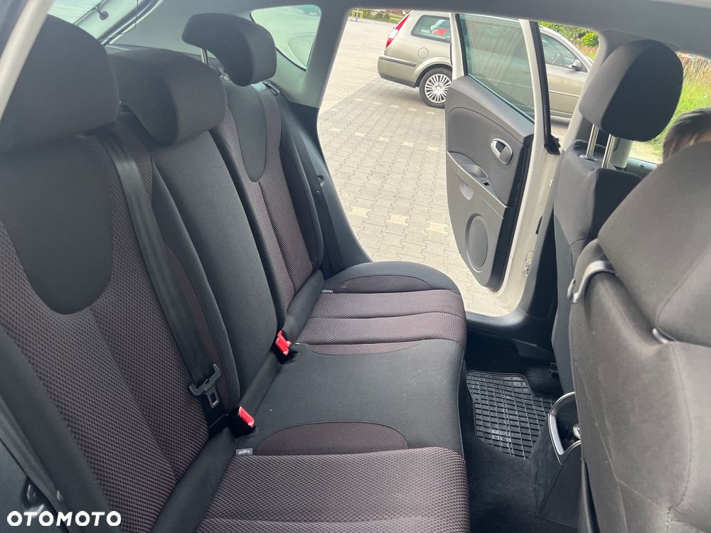 Seat Leon 1.9 TDI DPF Ecomotive Style - 13