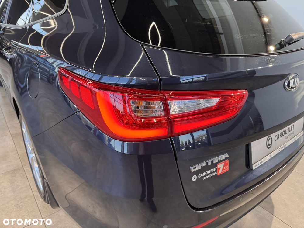 Kia Optima - 12