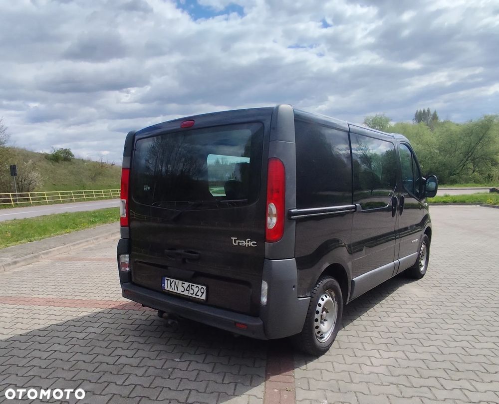 Renault Trafic - 12